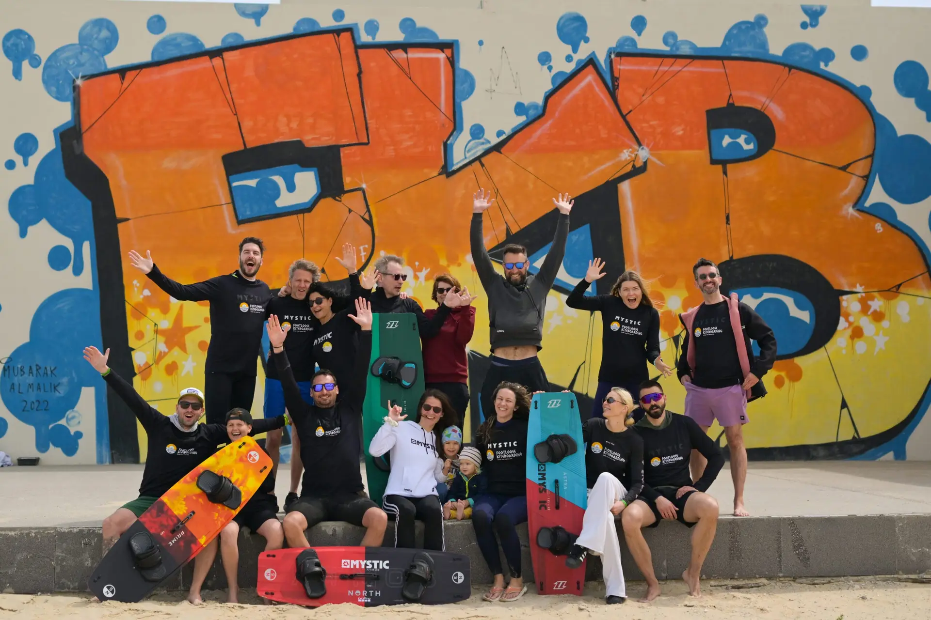 fOOTlOOSE kITEBOARDING KITESURFING